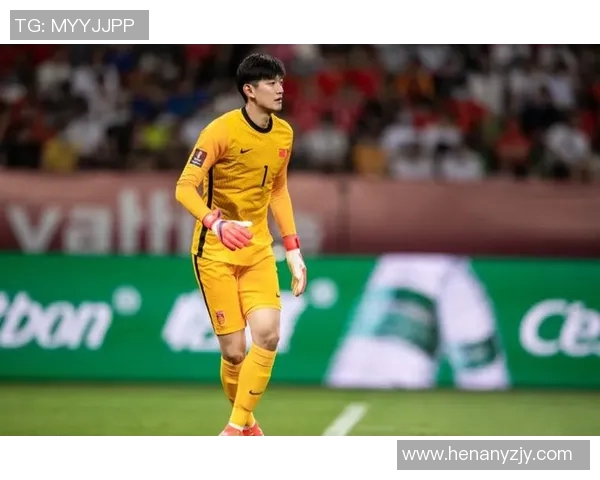 颜骏凌精彩扑点助力球队逆转局势展现门将风采